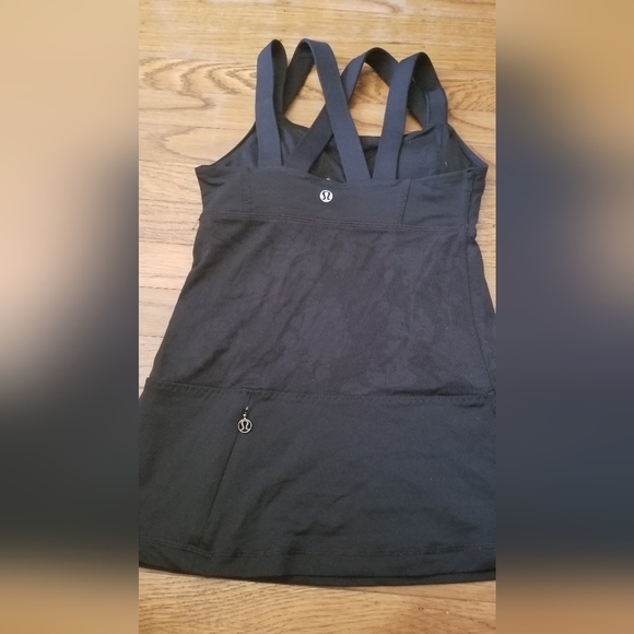 SOLD Lululemon Tank top - Picture 2 of 4